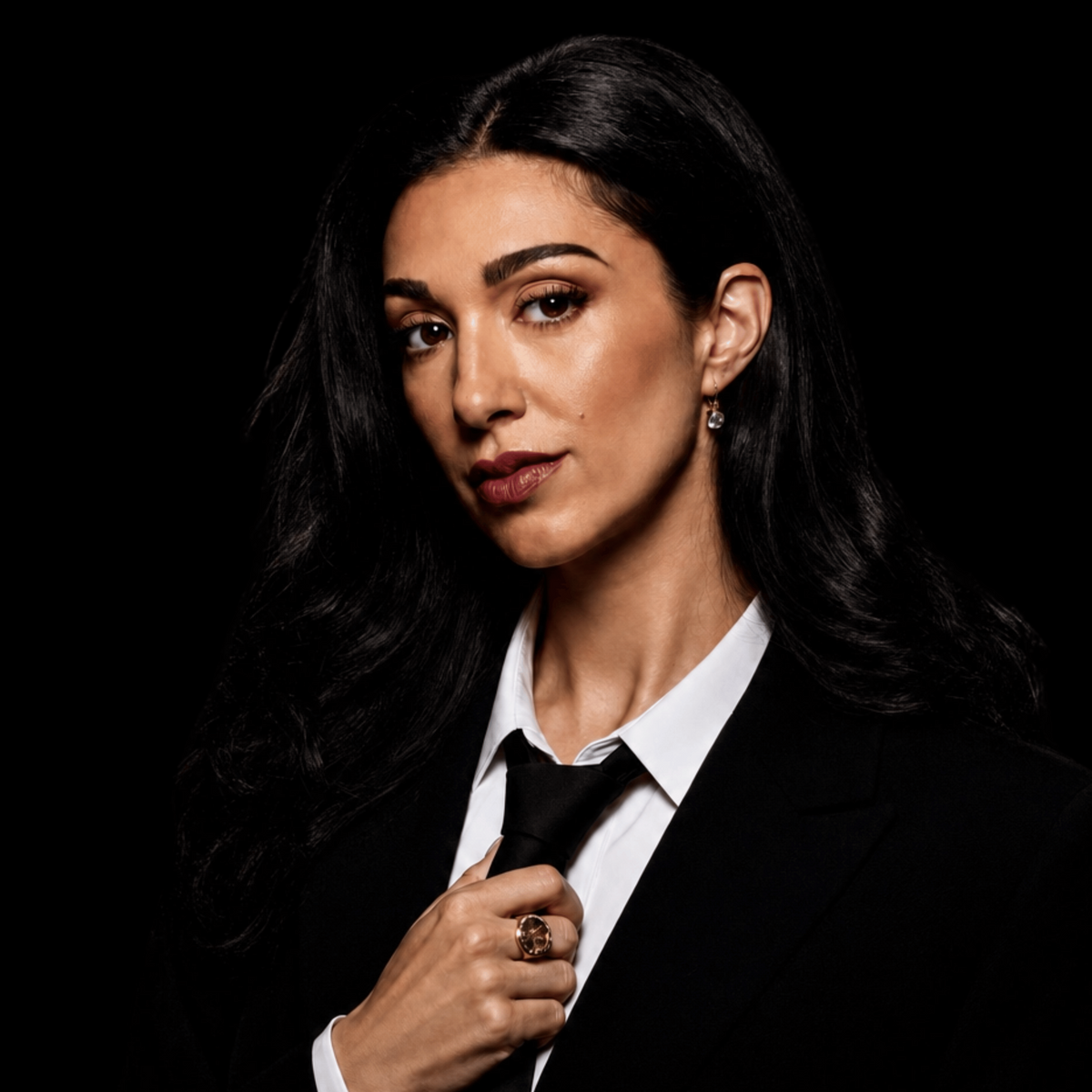 Dr. Louisa Nicola